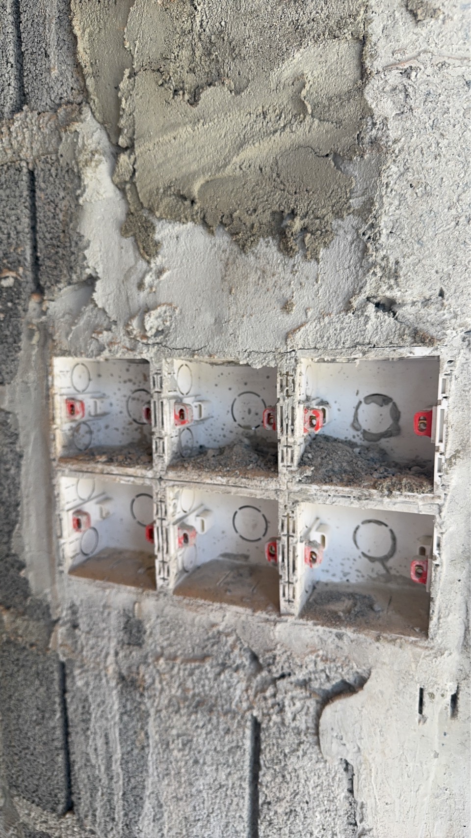 Deep junction box for smart switch installation